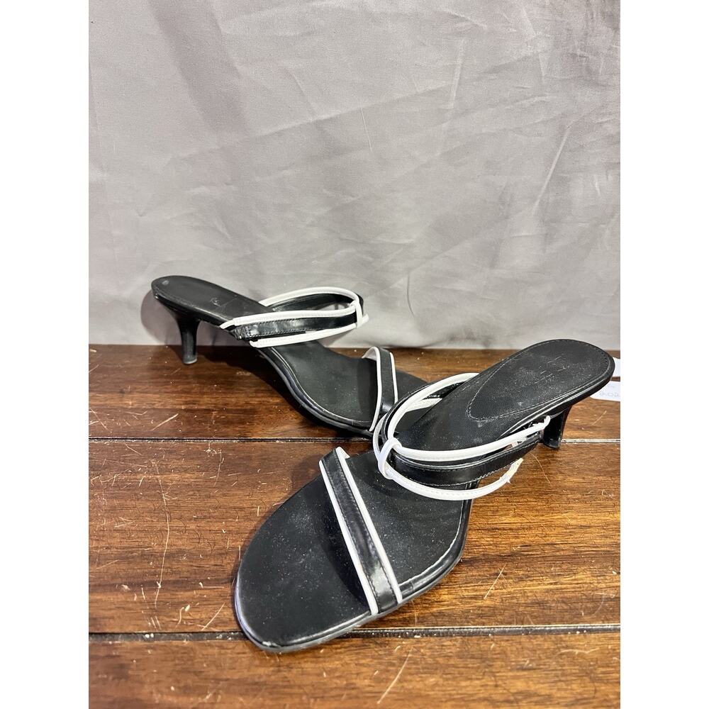 Ann Taylor LOFT black and white mid-heel sandals Size 8 TG2020